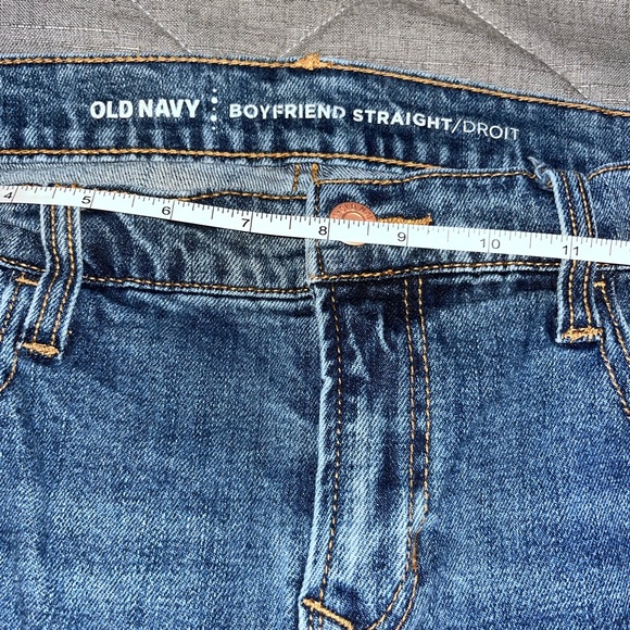 Old Navy Distressed Boyfriend Jeans - Picture 5 of 7